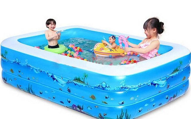 Đảm bảo an toàn cho trẻ khi có bể bơi mini tại nhà - Ảnh 1.