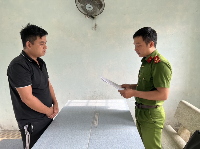 Đà Nẵng tiếp tục bắt thêm Giám đốc Trung tâm đăng kiểm xe cơ giới  - Ảnh 1.
