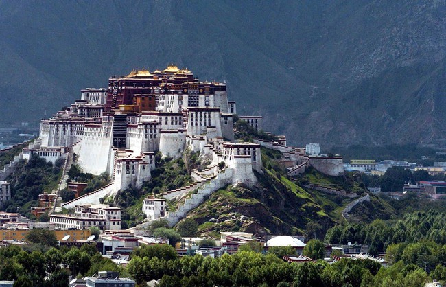 Hé mở sự thật ít biết về vùng đất thiêng Tây Tạng - Ảnh 1.