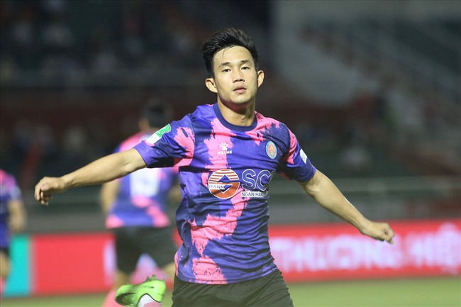 Rời &quot;con tàu đắm&quot; Sài Gòn FC, Nguyễn Hồng Sơn gia nhập Phù Đổng FC - Ảnh 1.
