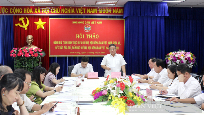 Hội thảo đánh giá tình hình thực hiện điều lệ Hội Nông dân Việt Nam khóa VII (2018-2023); đề xuất, sửa đổi, bổ sung điều lệ Hội nông dân Việt Nam khóa VIII (2023-2028) tổ chức tại Hội Nông dân tỉnh Bình Dương. Ảnh: Nguyên Vỹ