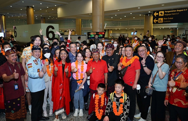 Indonesia: Du khách Australia phản ứng nhanh được ví như “biểu tượng Bali” - Ảnh 8.