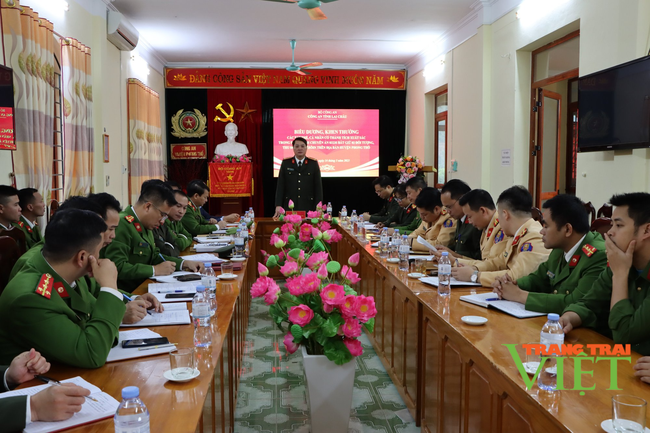 Lai Châu: Biểu dương các tập thể, cá nhân có thành tích xuất sắc trong đấu tranh chuyên án 0323S - Ảnh 1.