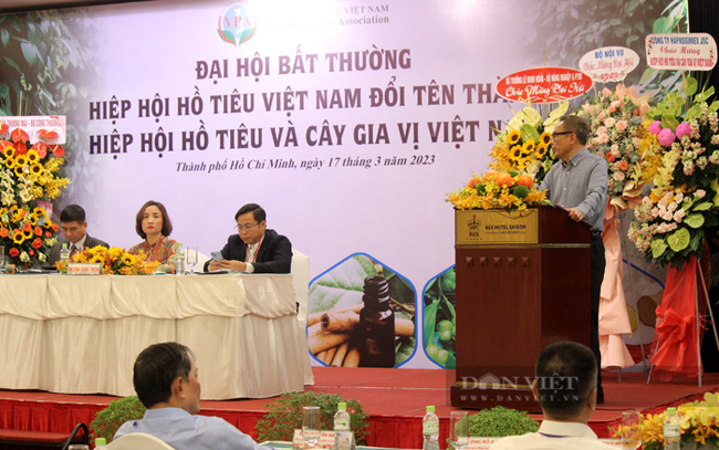 Hiệp hội Hồ tiêu Việt Nam chính thức đổi tên thành Hiệp hội Hồ tiêu và cây gia vị Việt Nam sau đại hội bất thường. Ảnh: Nguyên Vỹ