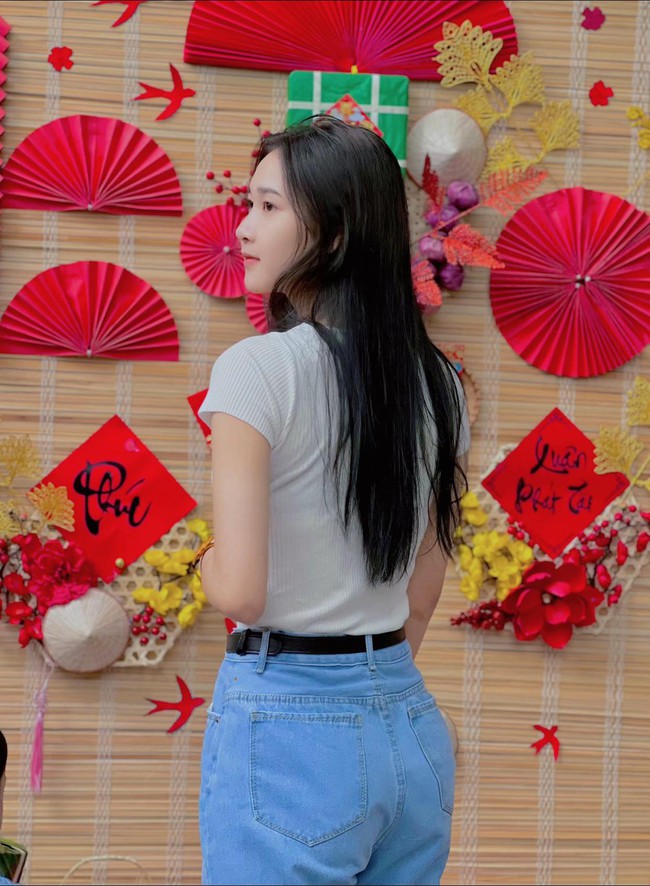 Hoa khôi bóng chuyền Lại Khánh Huyền: 18 tuổi, đẹp như hoa hậu - Ảnh 11.