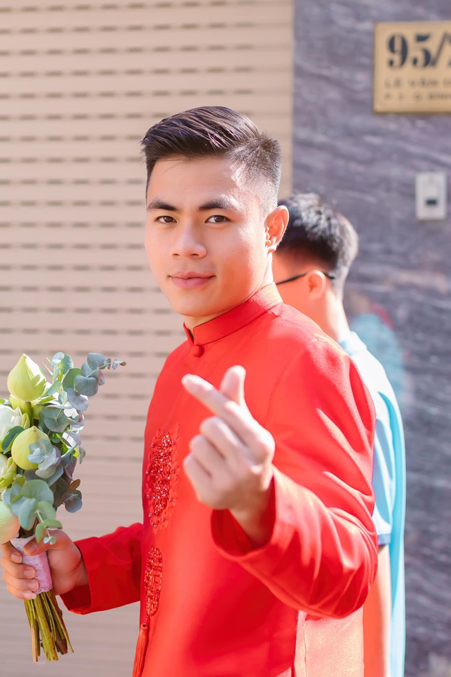 Đám cưới có cả &quot;nghé&quot; của cựu đội phó U23 Việt Nam - Ảnh 4.