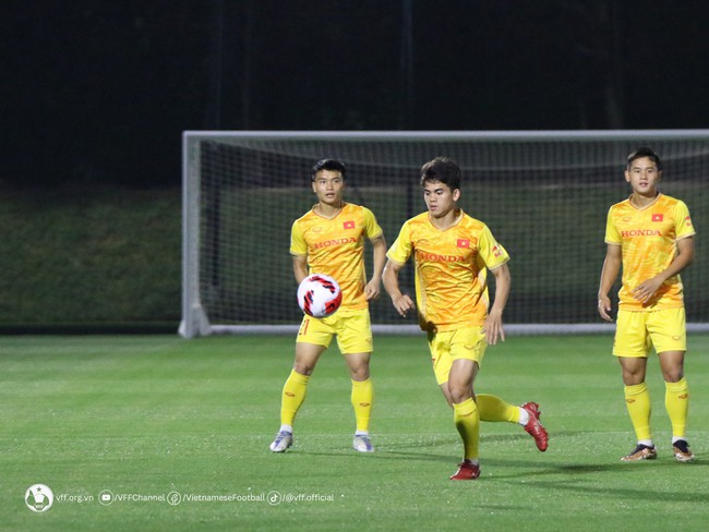 U23 Việt Nam đón 3 tin vui trước trận gặp U23 Kyrgyzstan - Ảnh 9.