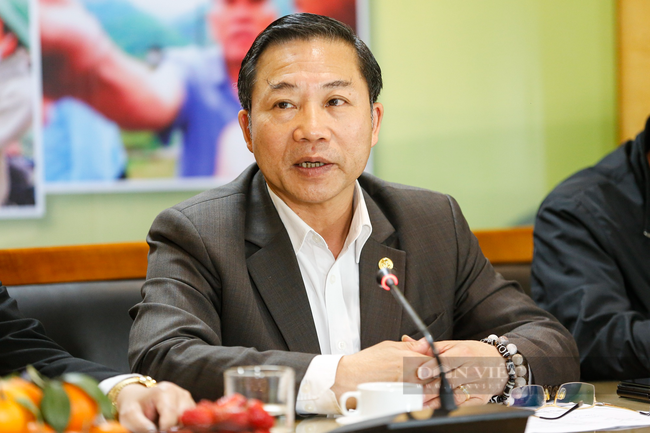 Xem xét đưa vụ PV Dân Việt bị hành hung vào báo cáo tháng của Ban Dân nguyện của Quốc hội - Ảnh 1.