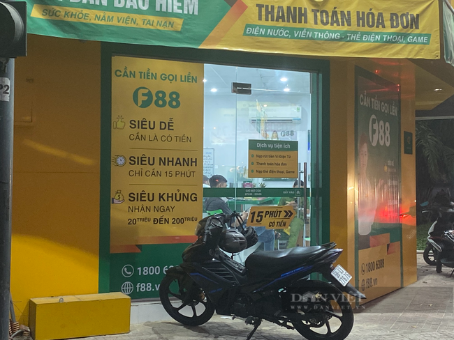 Công an phong tỏa, khám xét toàn bộ chi nhánh F88 tại TP.HCM - Ảnh 2.