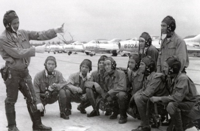 Chiêm ngưỡng dàn tiêm kích đầu tiên của Không quân Việt Nam oai hùng - Ảnh 6.