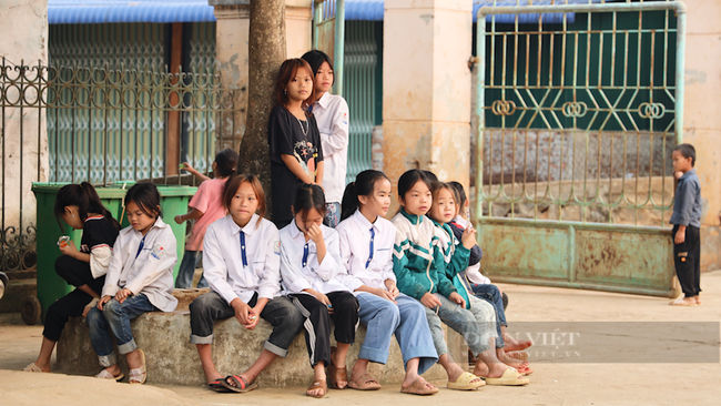 Khởi công &quot;điểm trường mơ ước&quot; tại Huổi Só - Ảnh 4.