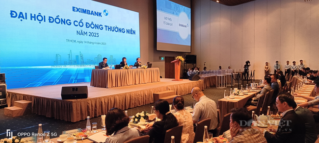 Eximbank dự kiến phát hành 265,5 triệu cổ phiếu để trả cổ tức, tăng vốn điều lệ lên hơn 17.469 tỷ đồng - Ảnh 1.