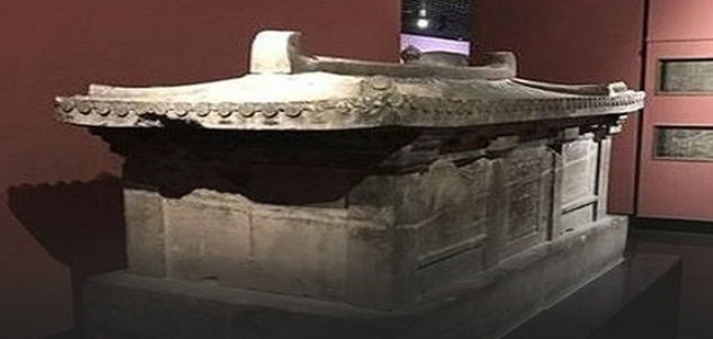Mở mộ cổ Trung Quốc, ớn lạnh thấy quan tài khắc “4 chữ tử” - Ảnh 3.