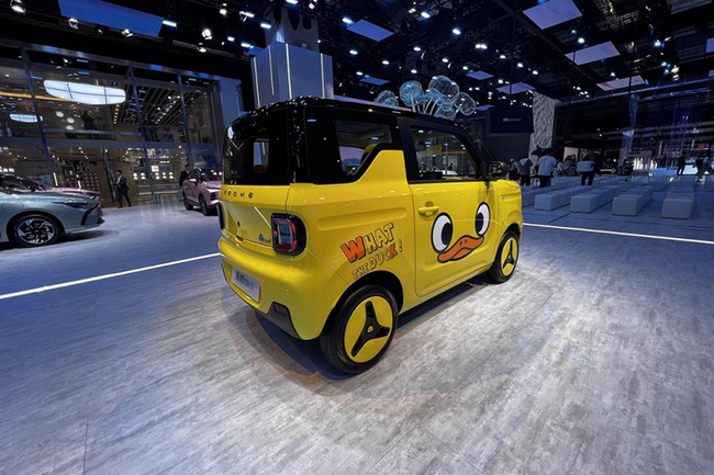 Geely Panda Mini EV phiên bản “vịt vàng” siêu rẻ, từ 183 triệu đồng - Ảnh 4.