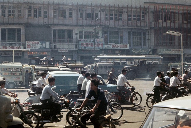 Ảnh thú vị về đường Phạm Ngũ Lão ở Sài Gòn những năm 1960 - Ảnh 7.