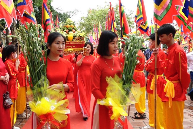 Huyện Thanh Oai: Dâng hương tưởng nhớ Đức Quốc Tổ Lạc Long Quân - Ảnh 4.