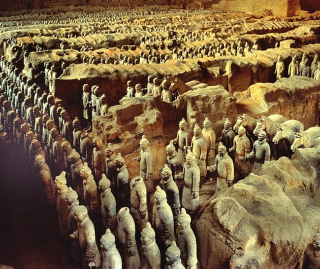 Vì sao chuyên gia khoan hơn 40.000 lỗ trên lăng mộ Tần Thủy Hoàng? - Ảnh 1.