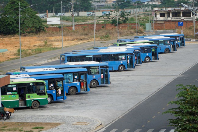 TP.HCM: Khôi phục lại một tuyến buýt trợ giá sau gần 5 tháng tạm ngừng - Ảnh 1.