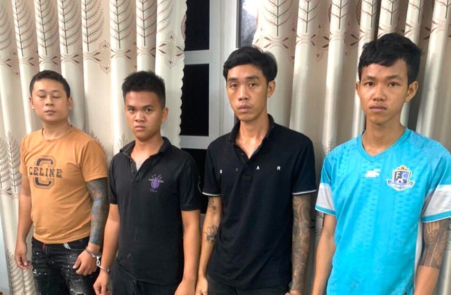 Bắt 4 đối tượng có lệnh truy nã vì chém người ở Ninh Thuận - Ảnh 1.
