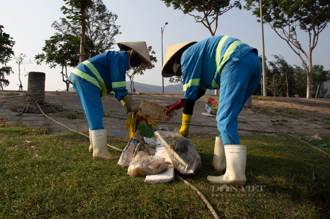 Mưu sinh giữa nắng nóng hơn 40 độ - Ảnh 1.