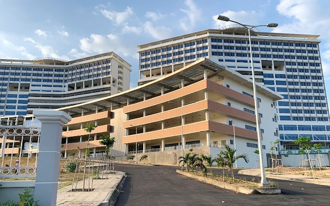 Dự án Bệnh viện Đa khoa 1.500 giường được xây dựng tại TP.Thủ Dầu Một. Ảnh: T.L