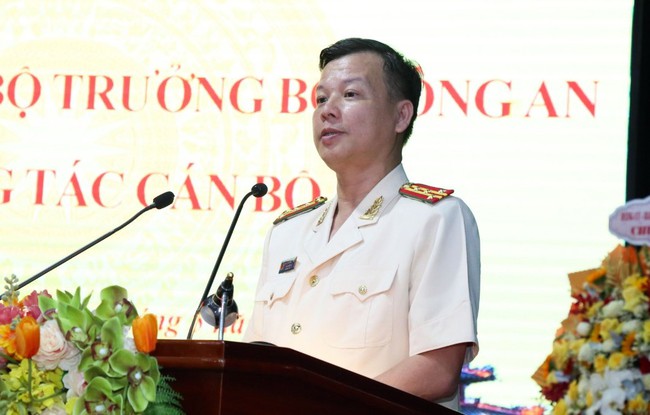 Đại tá Nguyễn Hữu Thiên được điều động giữ chức vụ Phó Giám đốc Công an TT- Huế - Ảnh 2.