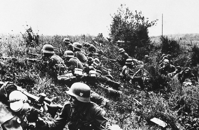 Giải mã chiến dịch quân sự “ngốn” nhiều quân nhất của Hitler - Ảnh 9.
