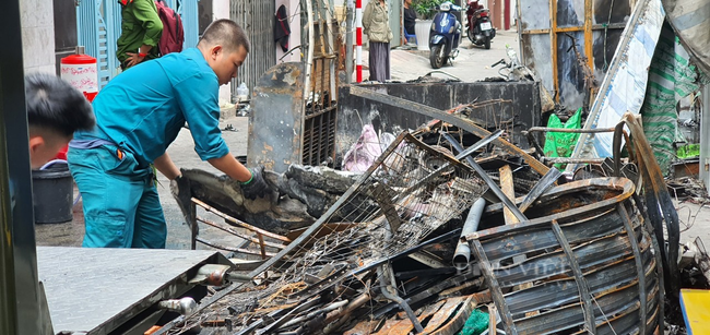 Người dân nói gì về vụ cháy khiến 3 người trong gia đình ở Nha Trang tử vong - Ảnh 1.