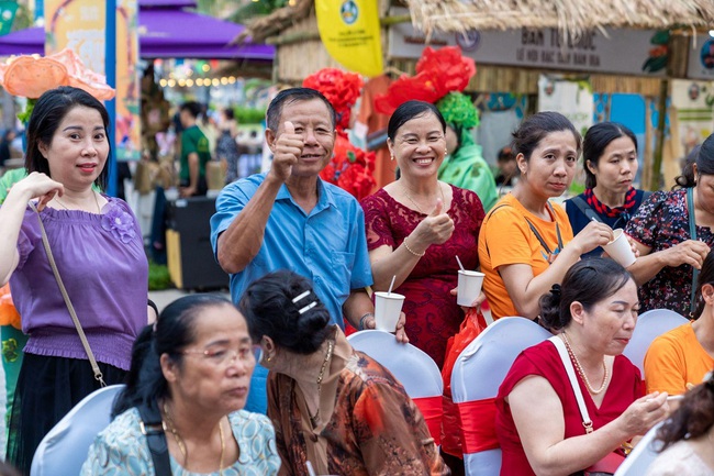 Khai mạc “Lễ hội đặc sản bản địa” tại VinWonders Nha Trang - Ảnh 8.
