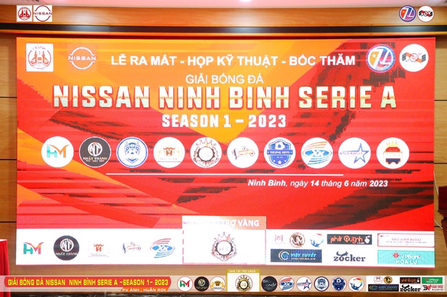 Nissan Ninh Bình Serie A: Giải đấu mang đậm bản sắc phủi Ninh Bình - Ảnh 3.
