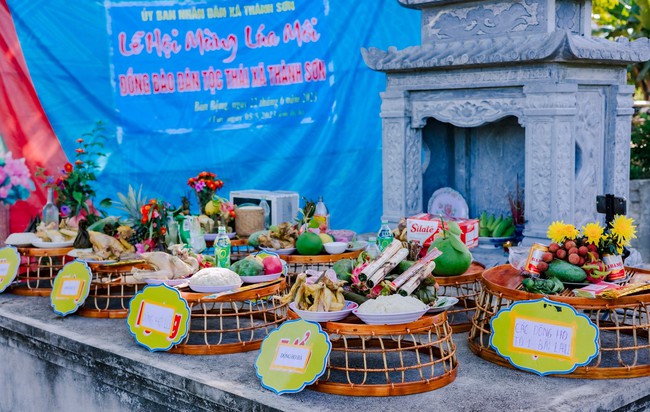 Đặc sắc lễ mừng lúa mới của đồng bào dân tộc Thái tại nơi đầu tiên được công nhận bản làng văn hóa - Ảnh 5.