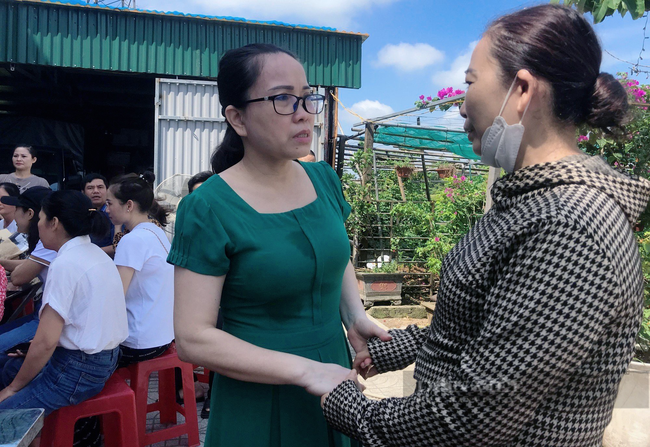 Chứng kiến cô giáo Lê Thị Dung trở về với người thân, làng xóm, họ hàng ai cũng xúc động - Ảnh 5.