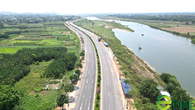 Quảng Ngãi thành lập Ban chỉ đạo GPMB dự án đường 3.500 tỷ - Ảnh 1.