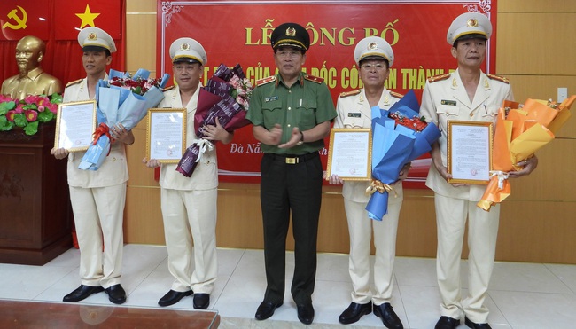Thiếu tướng Vũ Xuân Viên điều động, luân chuyển nhiều đại tá, thượng tá Công an Đà Nẵng - Ảnh 2.