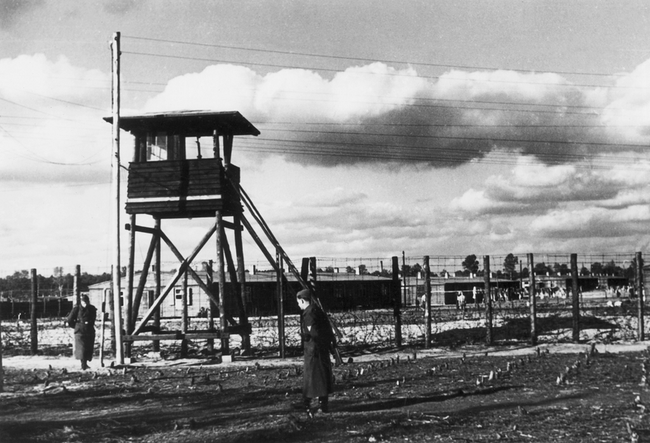 Cuộc vượt ngục “điên rồ” khiến nhà tù của Hitler hoá trò hề - Ảnh 2.