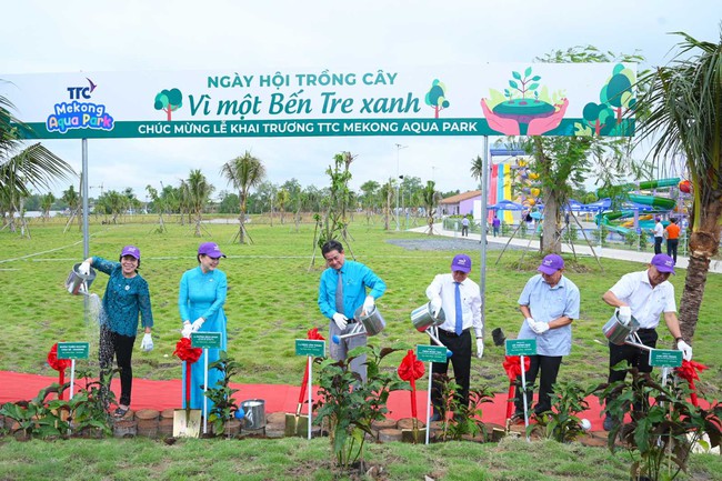 Khai trương công viên nước đầu tiên tại thành phố Bến Tre - TTC Mekong Aqua Park - Ảnh 8.