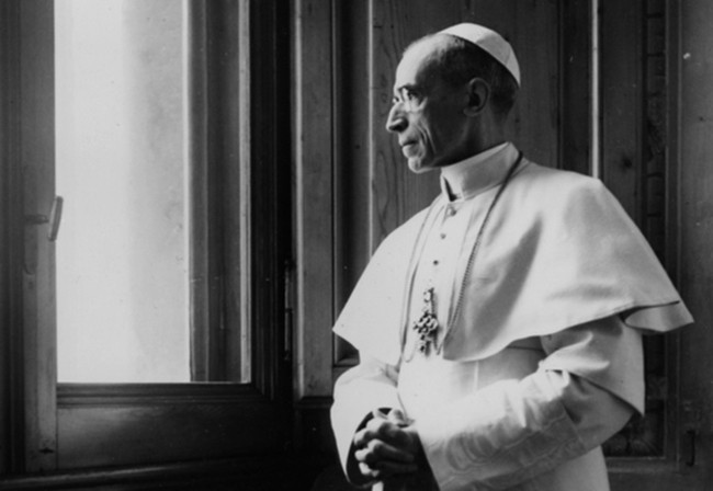 Vì sao Hitler từng &quot;điên rồ&quot; muốn bắt cóc Giáo hoàng Pius XII? - Ảnh 6.