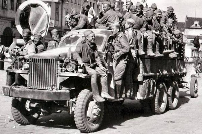 Xe tải Mỹ là cứu cánh cho Hồng quân Liên Xô thời thế chiến 2 - Ảnh 4.