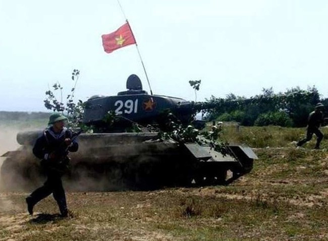 Việt Nam từng cải biên xe tăng T-34 thành… pháo phòng không tự hành - Ảnh 3.