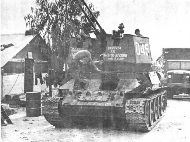 Việt Nam từng cải biên xe tăng T-34 thành… pháo phòng không tự hành - Ảnh 5.