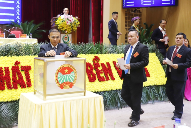 Đại hội đại biểu Hội Nông dân tỉnh Hà Giang lần thứ X, bầu 31 đồng chí vào Ban Chấp hành - Ảnh 4.
