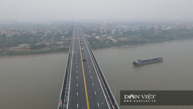 Cấm toàn bộ phương tiện lưu thông trên tầng 2 cầu Thăng Long trong 3 đêm phục vụ kiểm định - Ảnh 1.