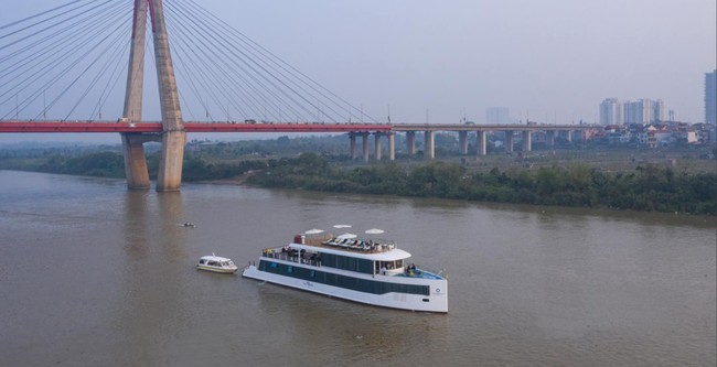 Hà Nội sẽ xây dựng tour du lịch đường thủy kết nối các điểm du lịch trên sông Hồng - Ảnh 1.