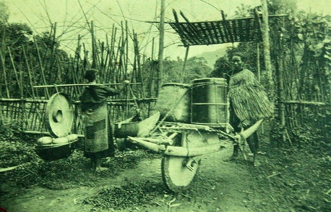 Thổn thức bộ ảnh để đời về Việt Nam hơn 100 năm trước - Ảnh 1.