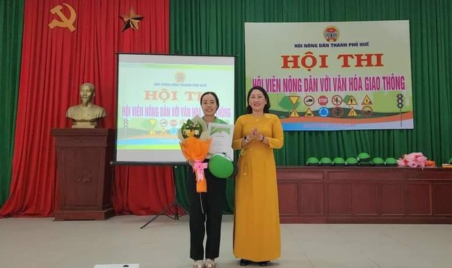 TT-Huế: Gần 100 hội viên nông dân tham gia hội thi về văn hóa giao thông  - Ảnh 2.