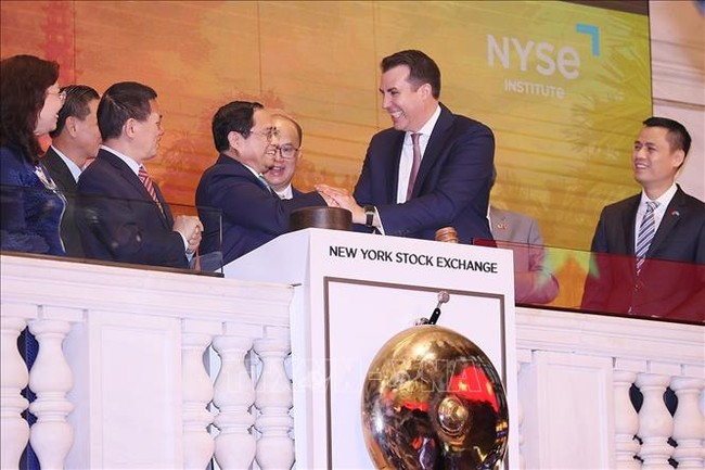 Thủ tướng Phạm Minh Chính rung chuông khai mạc phiên giao dịch Sàn Chứng khoán New York - Ảnh 3.