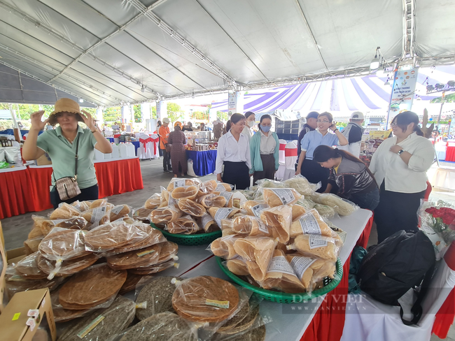 Quảng Nam: Hình ảnh sản phẩm nhà nông tại ngày hội khởi nghiệp sáng tạo Duy Xuyên - Ảnh 8.