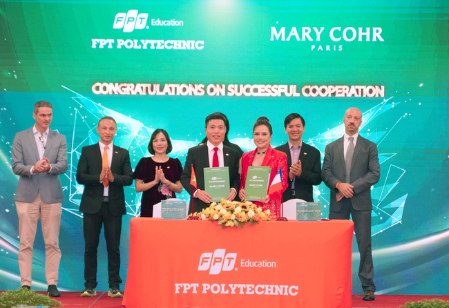 Ngành công nghiệp làm đẹp Việt Nam hấp dẫn nhưng thiếu kỹ thuật viên chuyên nghiệp - Ảnh 1.