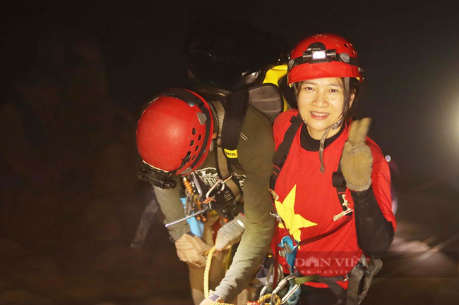 Khám phá hang Rục Mòn (Bài 2): Ngọc trong hang và bí ẩn về loài rắn ở độ cao 400m - Ảnh 12.