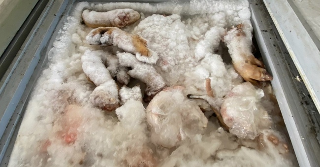Thái Nguyên: Kiểm tra đột xuất, phát hiện 3 tấn thịt lợn &quot;bẩn&quot; tại chợ Đồng Quang - Ảnh 2.